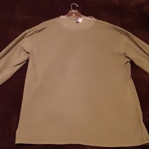Lightweight graphic sweater